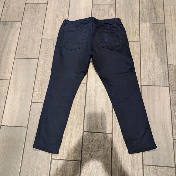Banana Republic the traveler blue jeans. - Picture 2 of 3